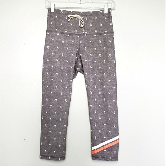 Old Navy Active Go Dry High Rise Drawstring Crop Leggings Gray Palm Tree Print M - Picture 1 of 11